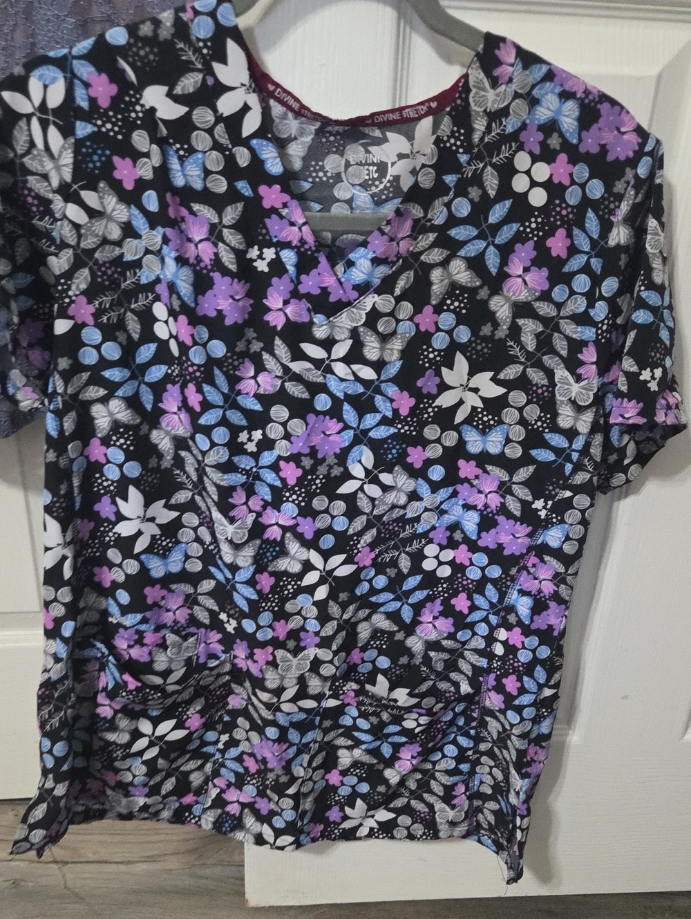 Divine Petals Floral V-Neck Scrub Top - Black with Purple & Blue